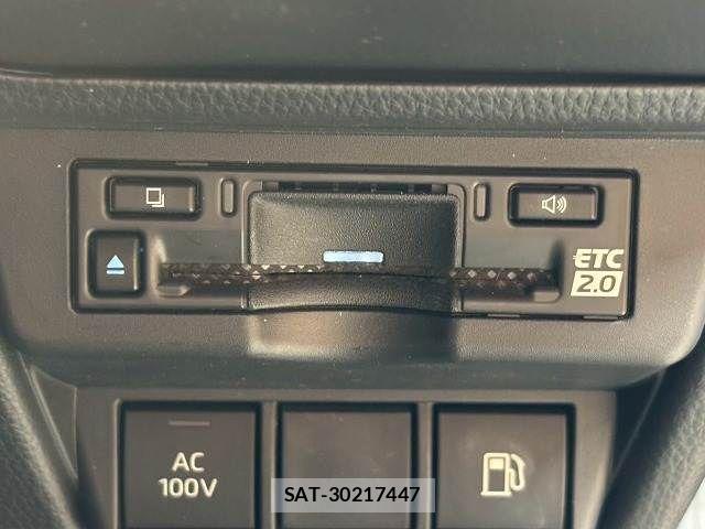 Toyota PRIUS 2023-09 7021250-15