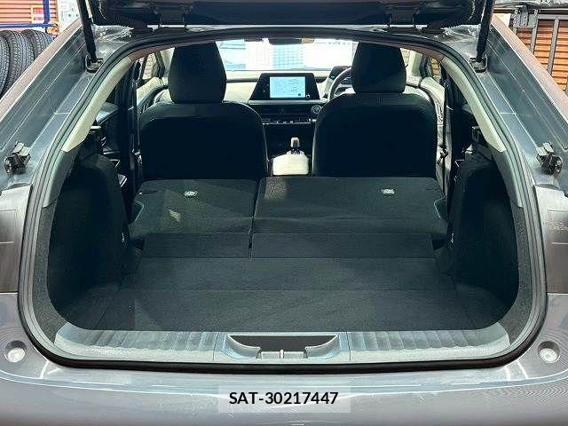 Toyota PRIUS 2023-09 7021250-19
