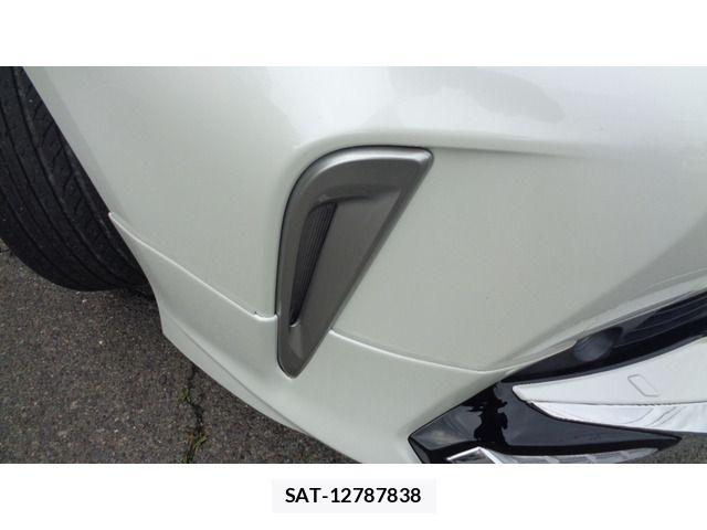 Toyota PRIUS 2019-10 7021271-8