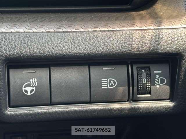Toyota PRIUS 2023-07 7021247-17