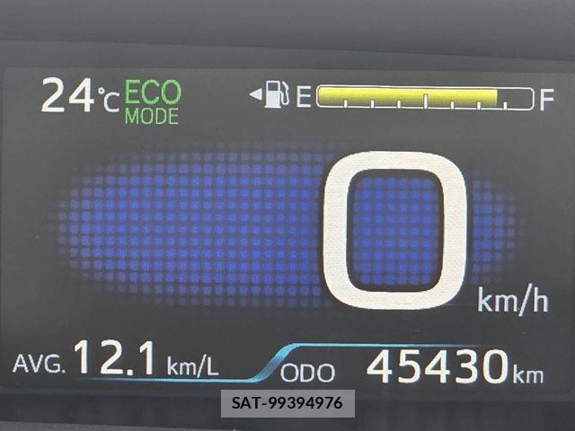 Toyota PRIUS 2019-05 7021270-15