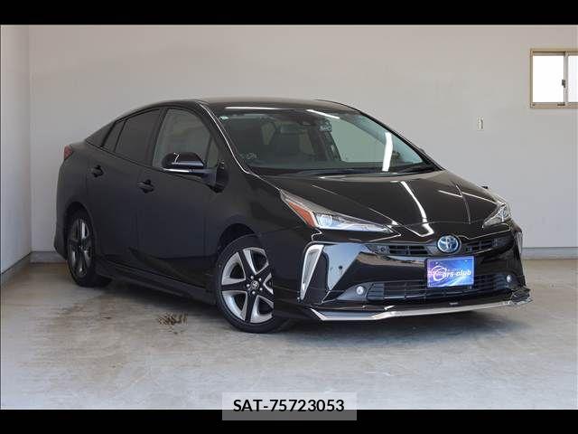 Toyota PRIUS 2021-04 7021262-1
