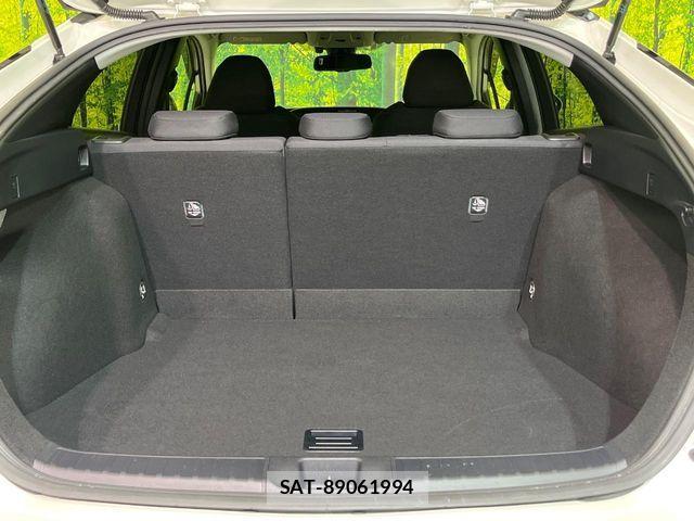 Toyota PRIUS 2017-05 7021269-9