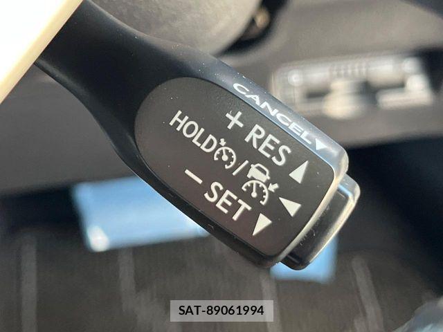 Toyota PRIUS 2017-05 7021269-4