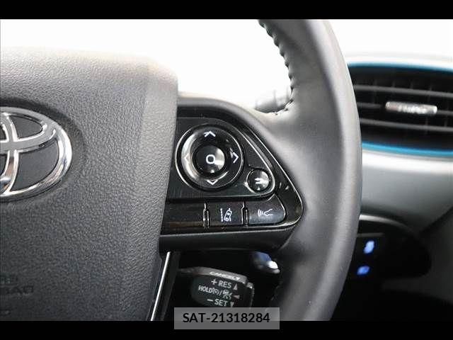 Toyota PRIUS 2019-08 7021263-4