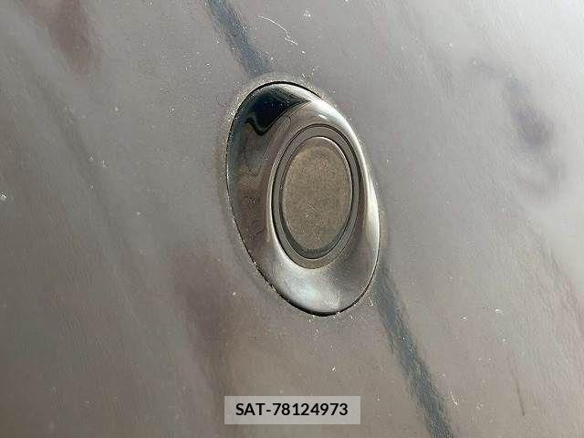 Toyota PRIUS 2017-09 7021279-9