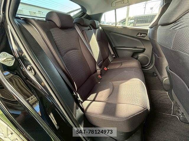 Toyota PRIUS 2017-09 7021279-13
