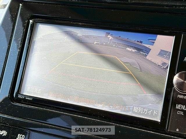 Toyota PRIUS 2017-09 7021279-5
