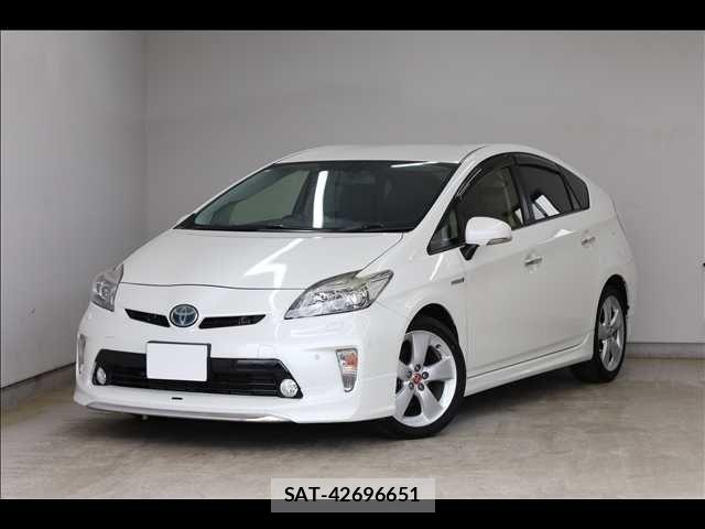 Toyota PRIUS 2012-11 7021281-0