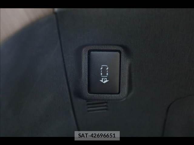 Toyota PRIUS 2012-11 7021281-14