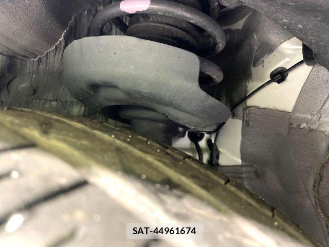 Toyota PRIUS 2023-09 7021252-19