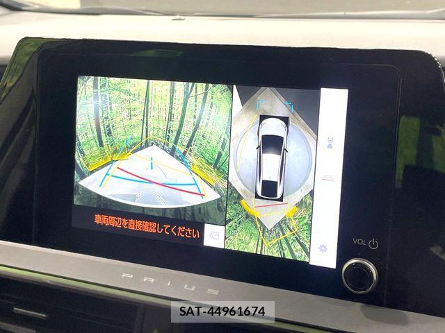 Toyota PRIUS 2023-09 7021252-3