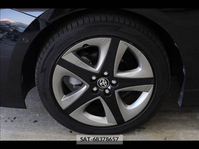 Toyota PRIUS 2019-11 7021259-13