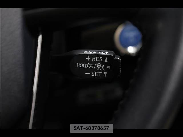 Toyota PRIUS 2019-11 7021259-16