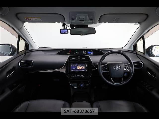 Toyota PRIUS 2019-11 7021259-2