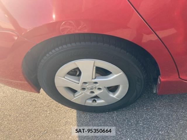 Toyota PRIUS 2011-06 7021299-4