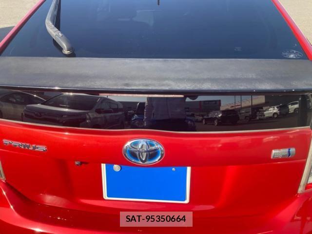 Toyota PRIUS 2011-06 7021299-6