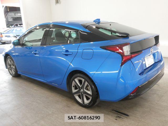 Toyota PRIUS 2019-10 7021266-1