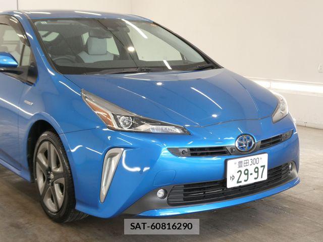 Toyota PRIUS 2019-10 7021266-6