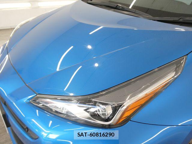 Toyota PRIUS 2019-10 7021266-7
