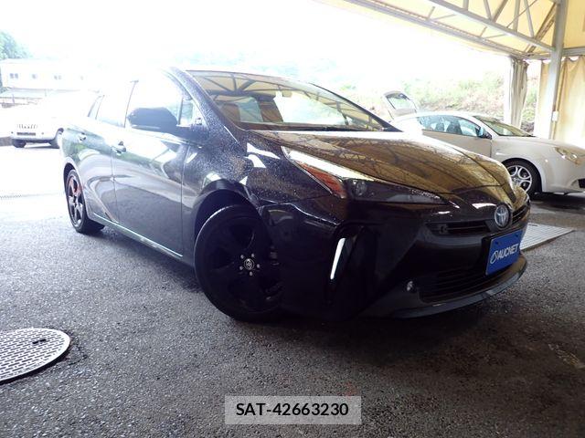 Toyota PRIUS 2021-12 7021246-0