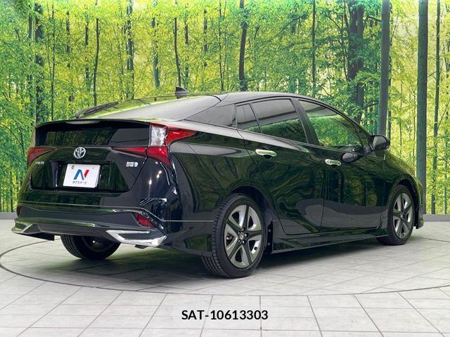 Toyota PRIUS 2021-03 7021255-16