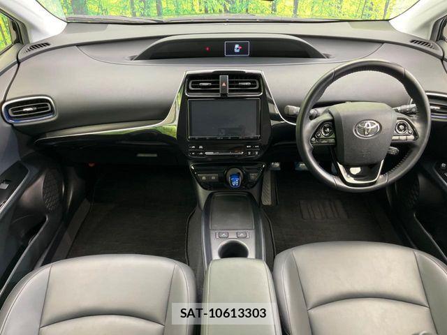 Toyota PRIUS 2021-03 7021255-1