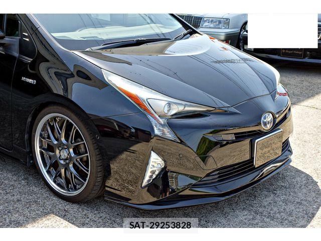 Toyota PRIUS 2018-01 7021273-4