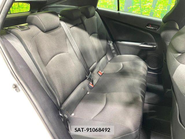 Toyota PRIUS 2021-02 7021265-10