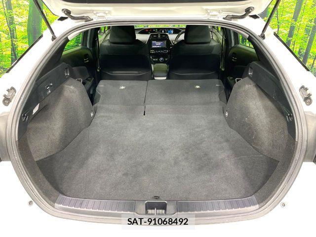 Toyota PRIUS 2021-02 7021265-11