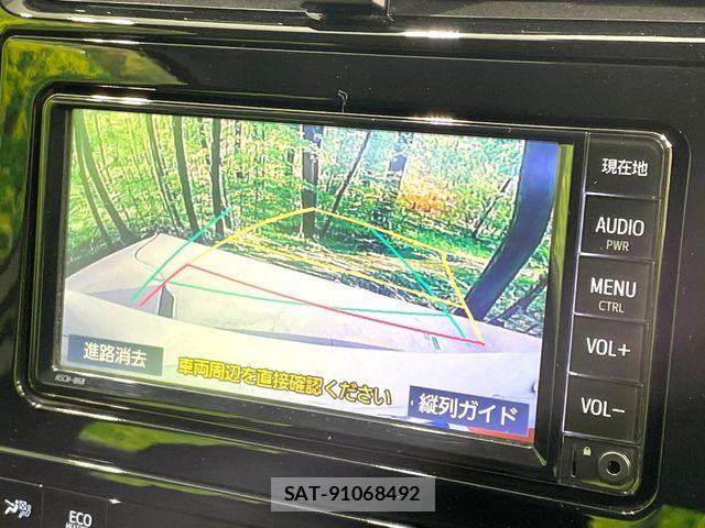 Toyota PRIUS 2021-02 7021265-3