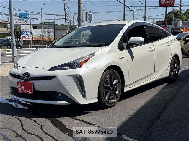 Toyota PRIUS 2019-04 7060261-0