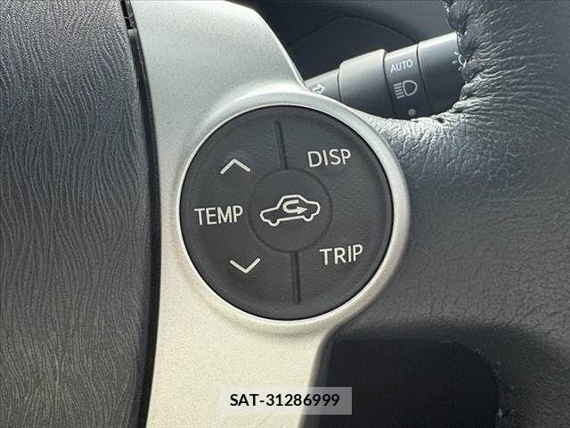 Toyota PRIUS 2013-09 7060286-25