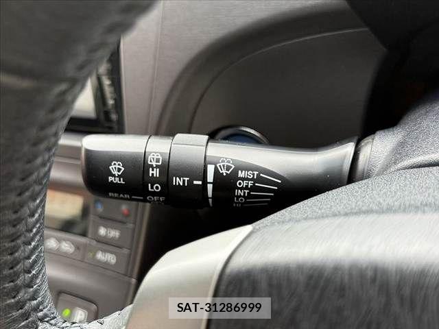 Toyota PRIUS 2013-09 7060286-26