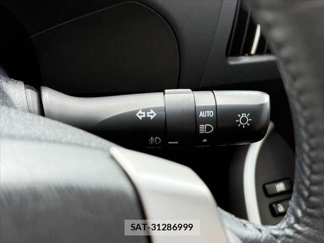Toyota PRIUS 2013-09 7060286-27