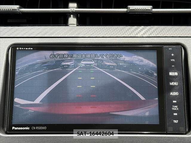 Toyota PRIUS 2013-09 7060276-3