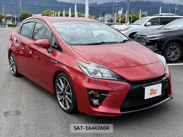 Toyota PRIUS 2013-09 7060276-7