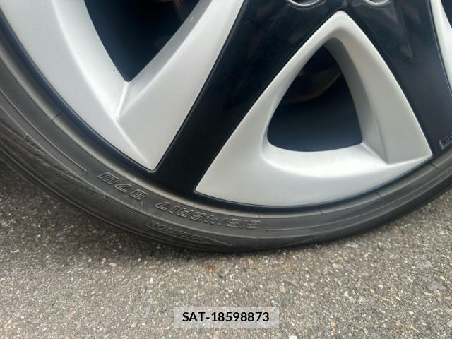 Toyota PRIUS 2016-01 7060272-6