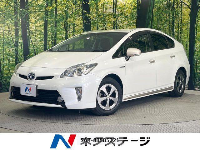Toyota PRIUS 2015-01 7060275-0
