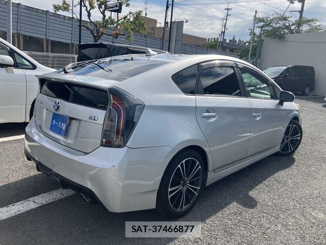 Toyota PRIUS 2010-07 7060287-2