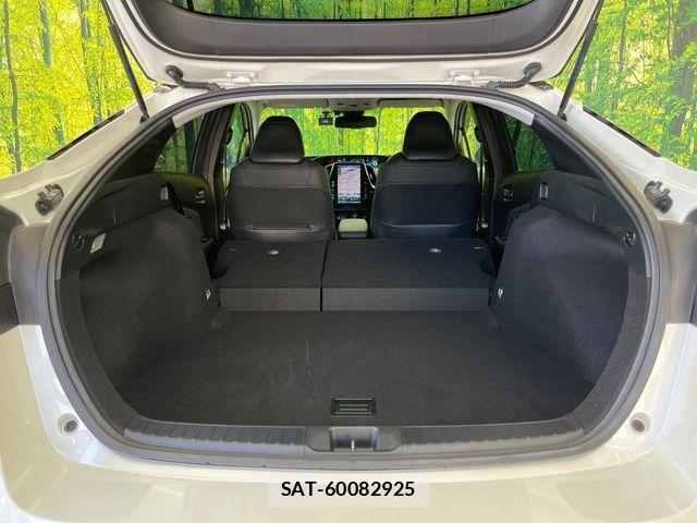 Toyota PRIUS 2019-05 7060250-10
