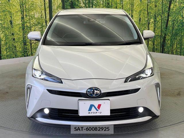 Toyota PRIUS 2019-05 7060250-14