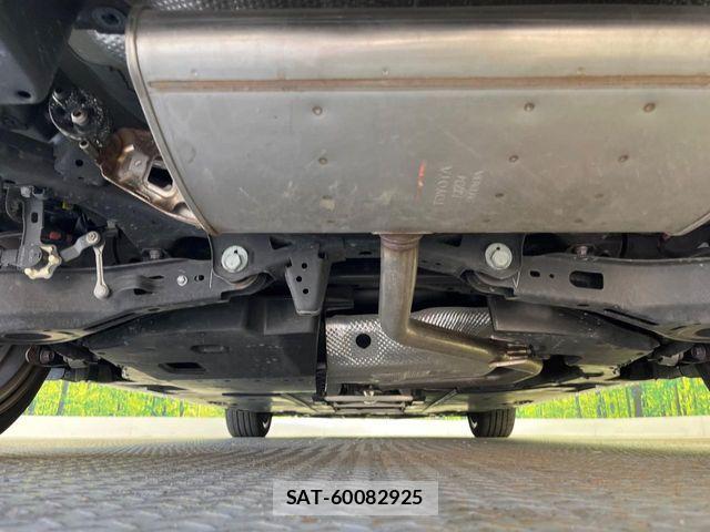 Toyota PRIUS 2019-05 7060250-19