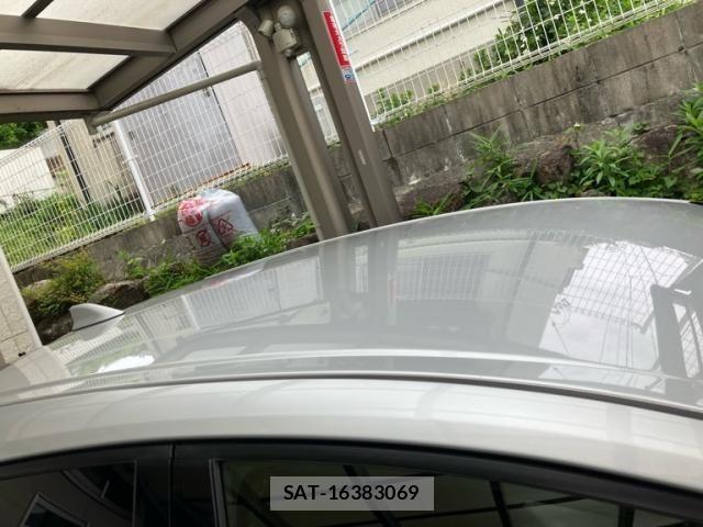 Toyota PRIUS 2016-06 7060284-8