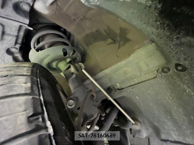 Toyota PRIUS 2019-02 7060252-19