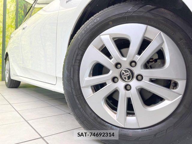 Toyota PRIUS 2017-03 7060259-11