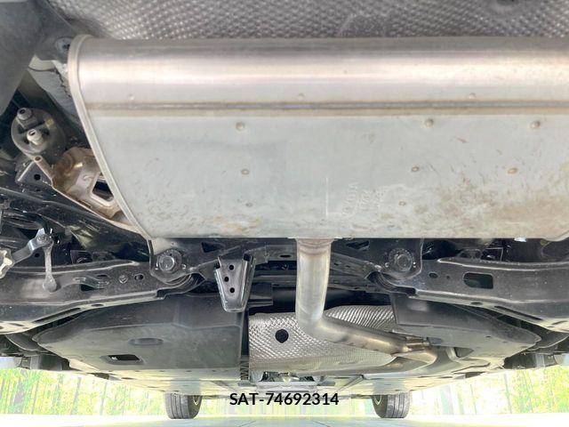 Toyota PRIUS 2017-03 7060259-17