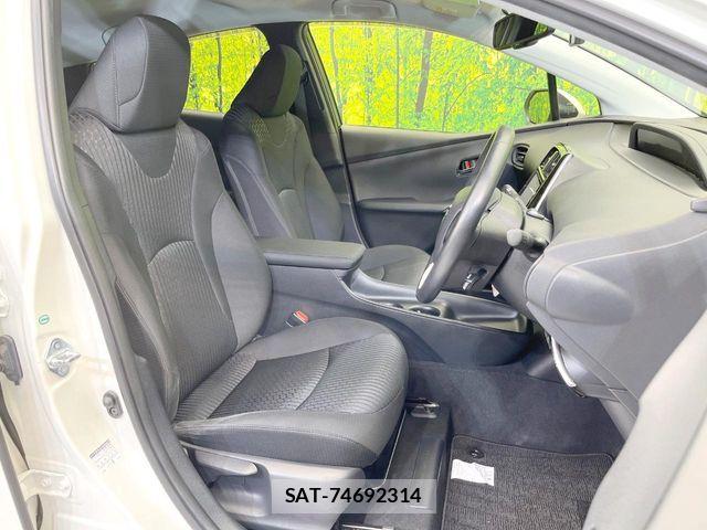 Toyota PRIUS 2017-03 7060259-6