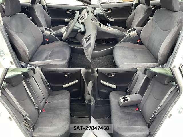 Toyota PRIUS 2015-10 7060270-3