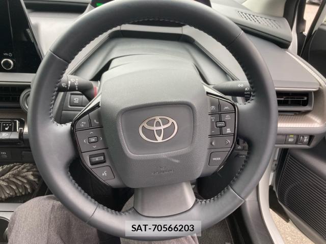 Toyota PRIUS 2025-04 7060246-15
